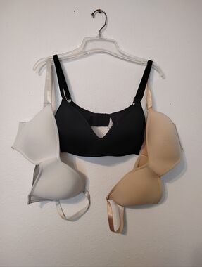 Sophie B 3-Pack Bras 38C Black, White & Nude